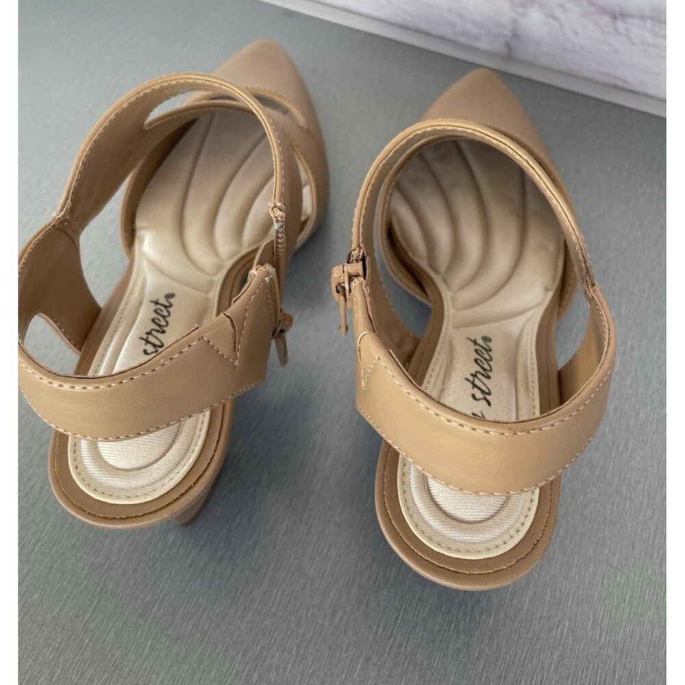 Easy Street Women's Pumps Square Heels 2" Zip Nude Color Size 6W NO BOX - Picture 4 of 11